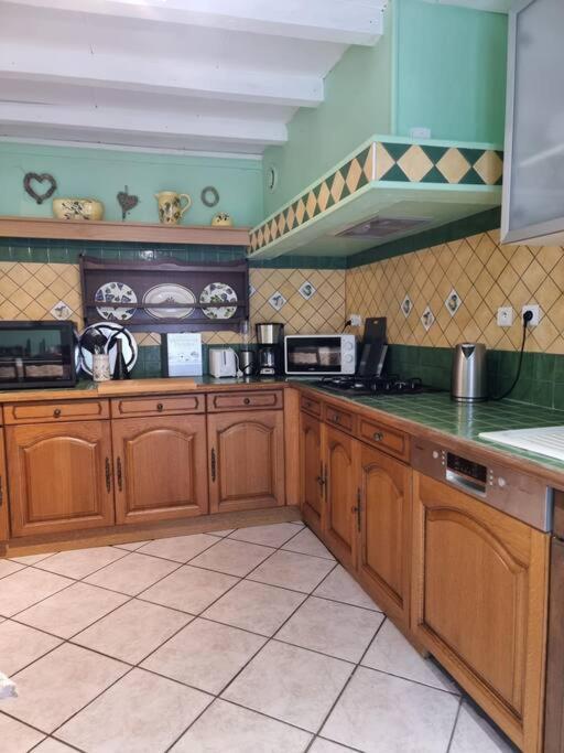 Maison Ideale Pour Une Famille Carcasona Exterior foto